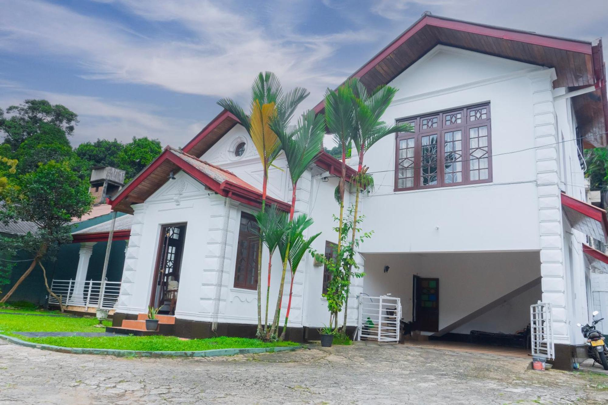 Antique Tourist Lodge Kandy Exterior photo